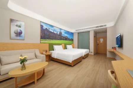 Vienna 3 Best Hotel (Shache Rongxin Meishi Commercial Street) Отели рядом с достопримечательностью «Armanisa Royal Memorial Mausoleum»