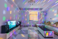 Zhujiajian Zailushang Homestay.