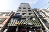 水原馬魯飯店 蘇旺機場附近的飯店