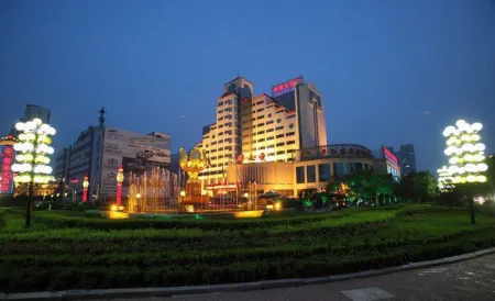 Hong Kong Hotel Отели рядом со станцией Jining Railway Station