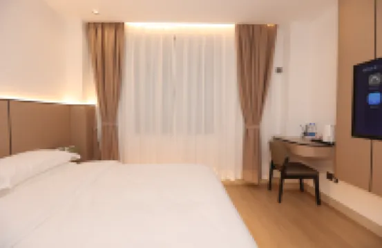 Beihai Xinju Inn (Qiaogang Customs Street Branch)