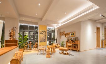 Floral Lux Hotel·· Changzhou Mountain Carp Peach Blossom Homestay