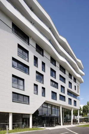 Citadines Eurometropole Strasbourg Отели рядом с достопримечательностью «Fontaine de Janus»