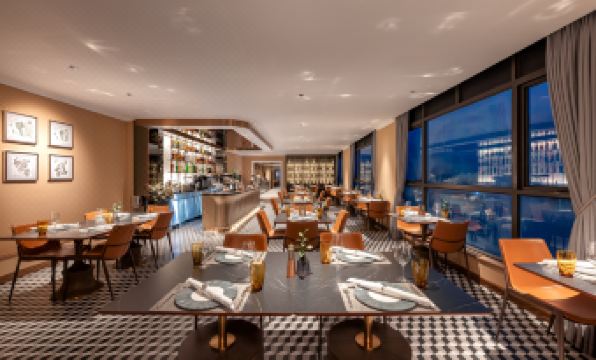 4. 라 시에스타 클..