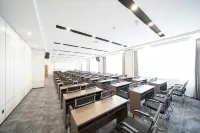 Tongren Guochen Hotel