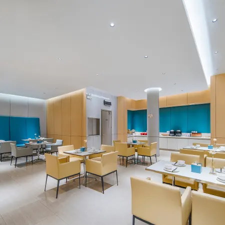 Magnotel Business Hotel (Xuzhou Pizhou Sanchahu Road)