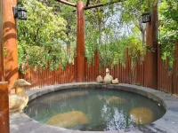 Yunjin Hot Spring Hotel - Romantic
