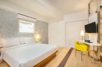 1O1 URBAN Jakarta Kelapa Gading - 3-Star