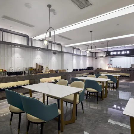 Starway Hotel (Shiquan Chunchao Plaza)