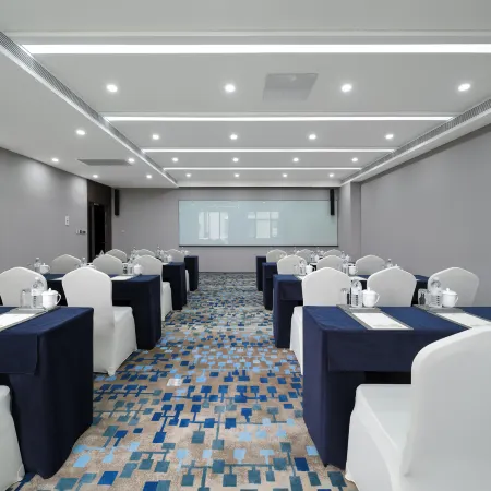 Donghu Collection Hotel
