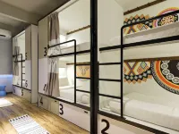 TOOJOU Kota Kinabalu - Travel Meets Social 와리산 스퀘어 주변 호텔