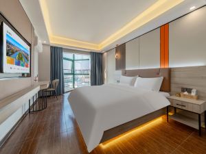 Wuchuan New Oriental Business Hotel