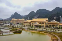 Borrman Hotel (Pingxiang Youyiguan Avenue Government Service Center) - Mountain view