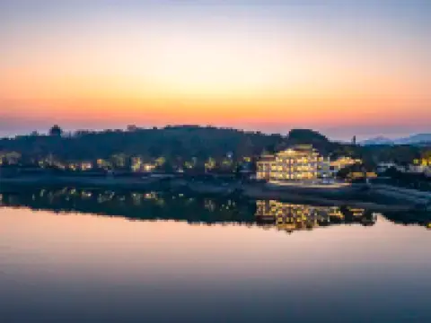 โรงแรมยู ฮูลินลี่ ทะเลสาบเทียนหมู่ โรงแรมใกล้พื้นที่ชมวิวทะเลสาปเทียนมุ