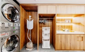 Homeinn Plus Hotel (Wenhainan Road Subway Station Hangzhou)