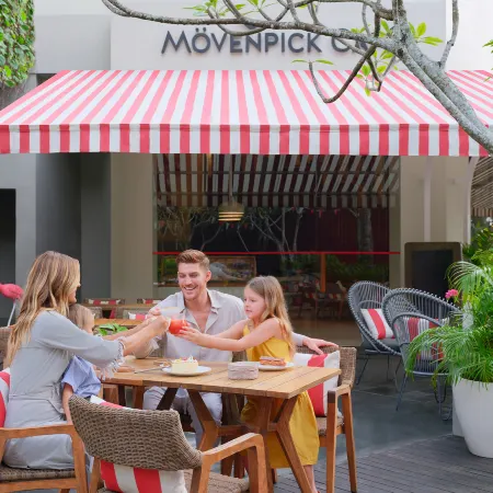 Mövenpick Resort & Spa Jimbaran Bali Отели рядом с достопримечательностью «Пляж Джимбаран»
