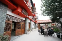 Soffy Villa Hotel Wuyishan Hotele w: Wuyishan