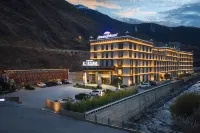 Daochengyading Howard Johnson Các khách sạn gần Langjiling Temple of Gongga