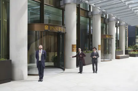 Pan Pacific London