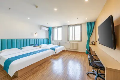 Rujia Huayi Hotel (Beijing Gongzhufen Subway Station Cuiwei Road) Hotel a Pechino