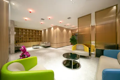 May Sunshine Hotel (Jinzhong Dayancheng Branch) Hotels near Hunan Environment Biological Polytechnic (South Campus)