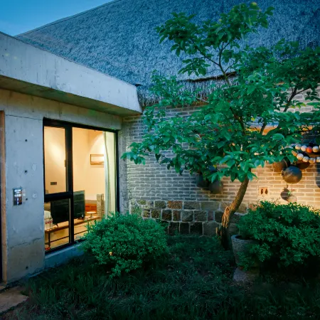Bufu Seaweed Art Villa