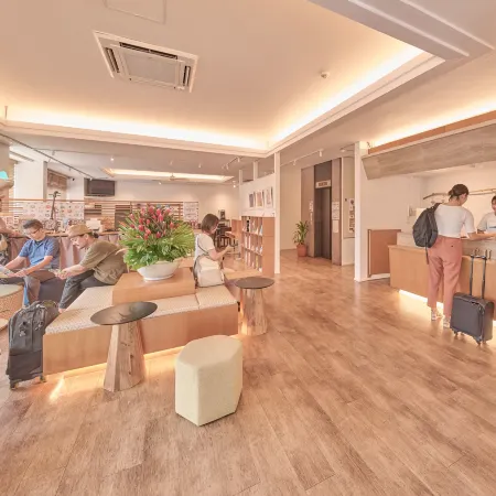 Ishigakijima Hotel Cucule Отели рядом с достопримечательностью «Пляж Фусаки»