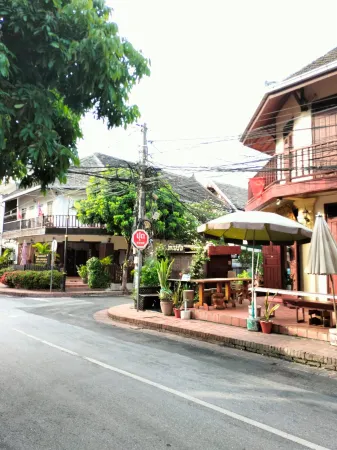 Tingkham Guesthouse