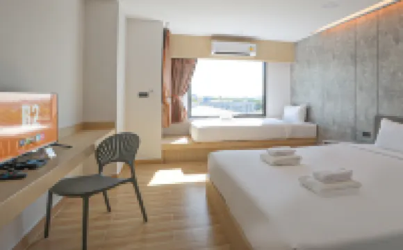 โรงแรมบีทู บางแสน พรีเมียร์