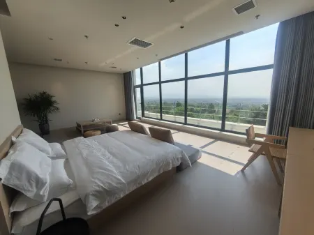 LUQUAN MOUNTAIN HOSTEL Отели в г. Шоуян