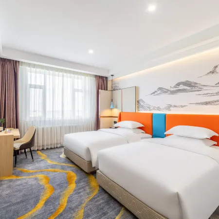 Huangting International Hot Spring Hotel (Changbaishan Railway Station Erdao Baihe)