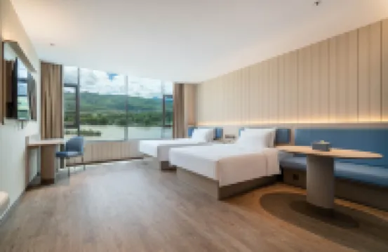 HanTing Hotel (Ganzi County National Highway 317)
