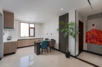 LANOU Hotel (Yucheng Debai Plaza) - parking