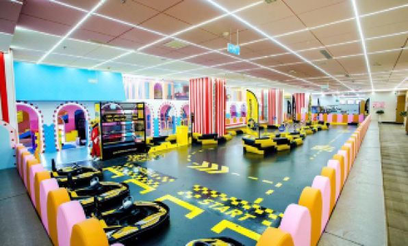 Hot Spring Holiday Hotel