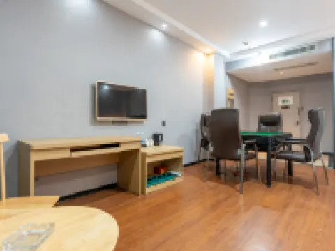 Towo Holiday Hotel (Leping Donghu Park) Hotels in Leping