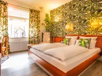 Boutique Hotel Krone Munich Hotels near Goldmarie