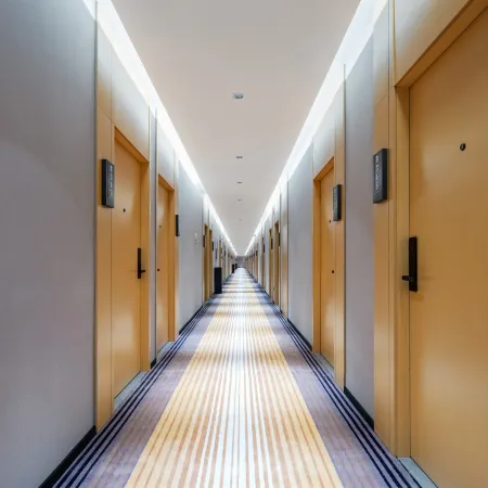 Elong Me Anlai Hotel (Taicang Yili Trade City)