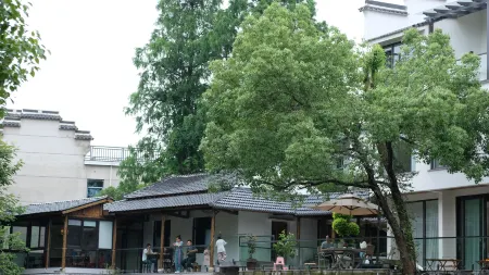 Sixi · Muzi Xiaoyuan Homestay Отели рядом с достопримечательностью «Changxingxian Mountain»