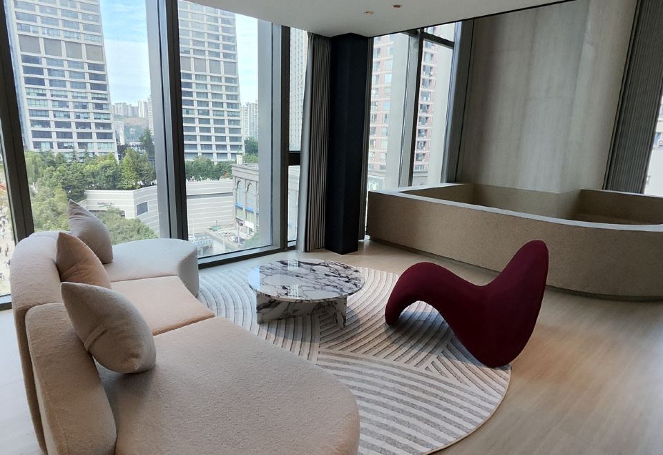 5. 스톤 호텔 (제..