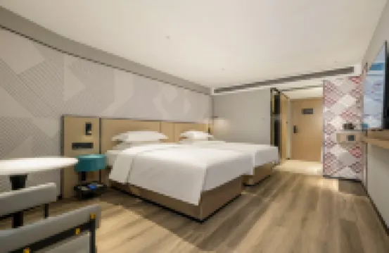 Borrman Hotel (Nanning Chaoyang Baisheng Pedestrian Street Plaza Third Street Two Lane Branch)