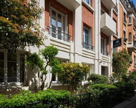 Hotel Résidence Paris Asnières アニエール・シュル・セーヌのホテル