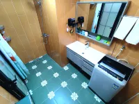 Guijia Family Homestay - 2-Star