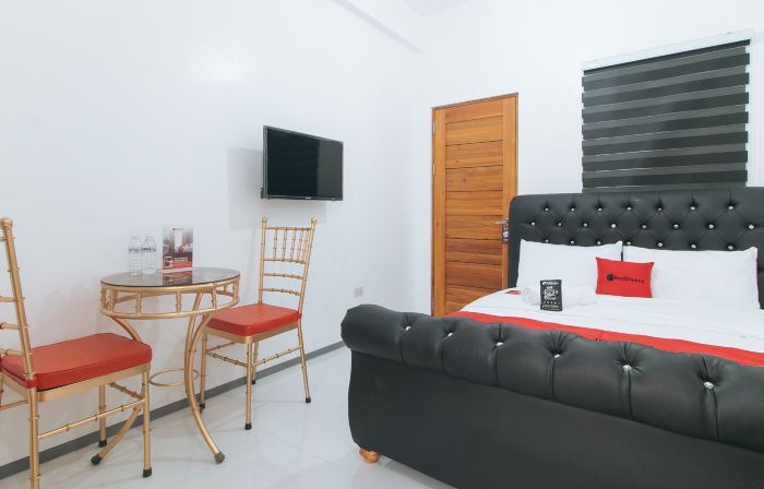 RedDoorz @ St Catherine Residences Olongapo City