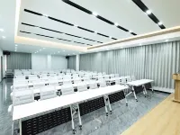 Shengxing Ruijin Hotel Hotels in Beipiao
