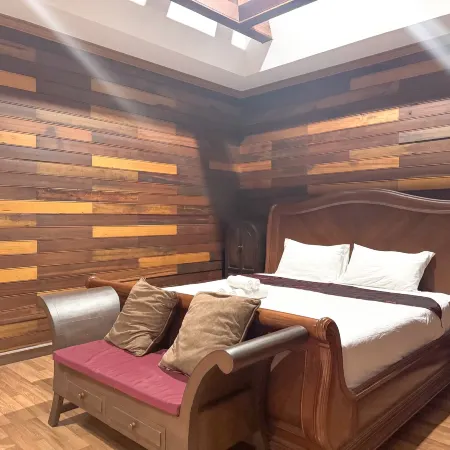Grand Amazon Hotel
