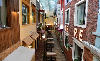 Xuexiang Xueyu Mountain Residence Hotel