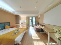 Encounter · Fanghua Cinema Apartment (Jinyuan Shopping Mall Store) - สัตว์เลี้ยง