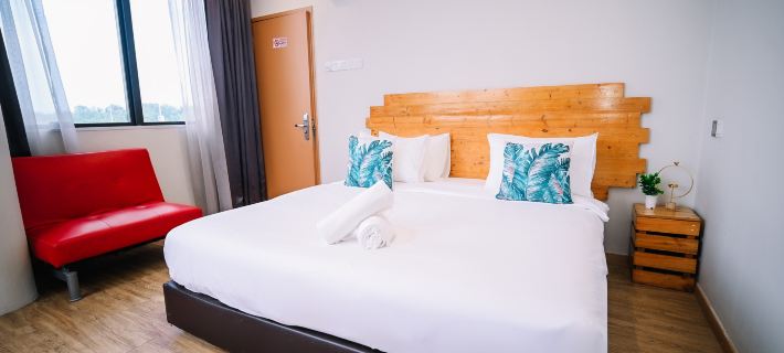 Swing & Pillows @ Kota Warisan, Sepang【Late Check Out Available】 Hotels in Sepang