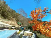 Yichun Huge Hot Spring Holiday Villa - โรแมนติก