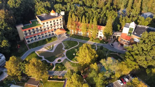 Jiujiang Bohe Cuizhu Mountain Villa Hotel